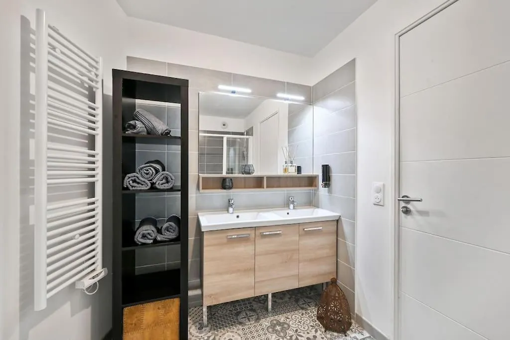 Charming 3 Bedrooms - 10 Min Paris Expo - Metro 4 & Rer B Bagneux  France