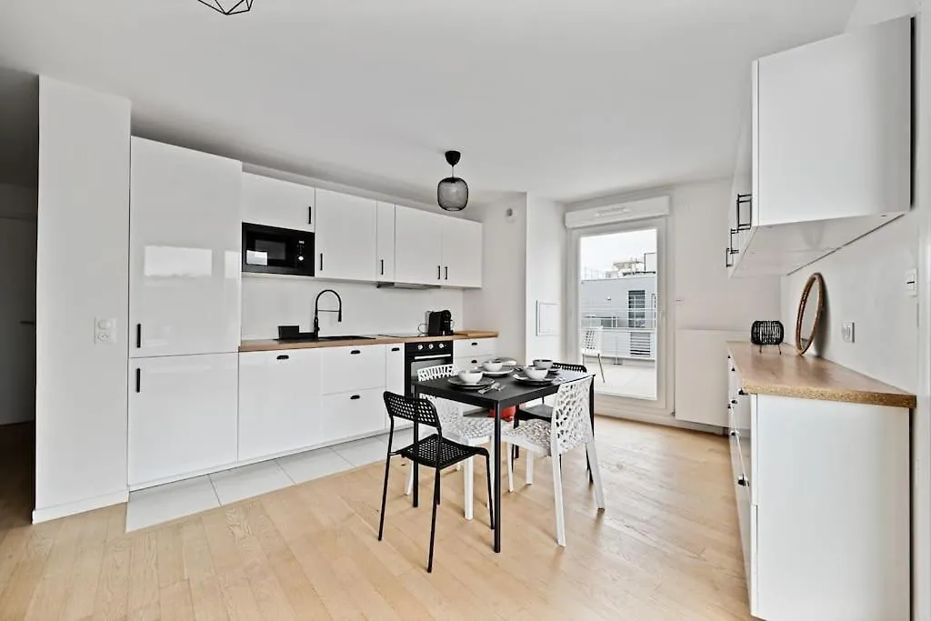 Charming 3 Bedrooms - 10 Min Paris Expo - Metro 4 & Rer B Bagneux  0*, Bagneux (Hauts-de-Seine) France