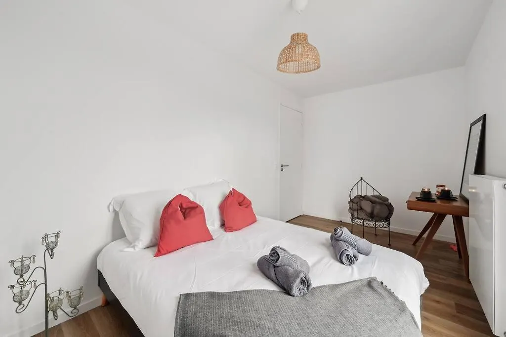 Charming 3 Bedrooms - 10 Min Paris Expo - Metro 4 & Rer B Bagneux  Bagneux (Hauts-de-Seine)