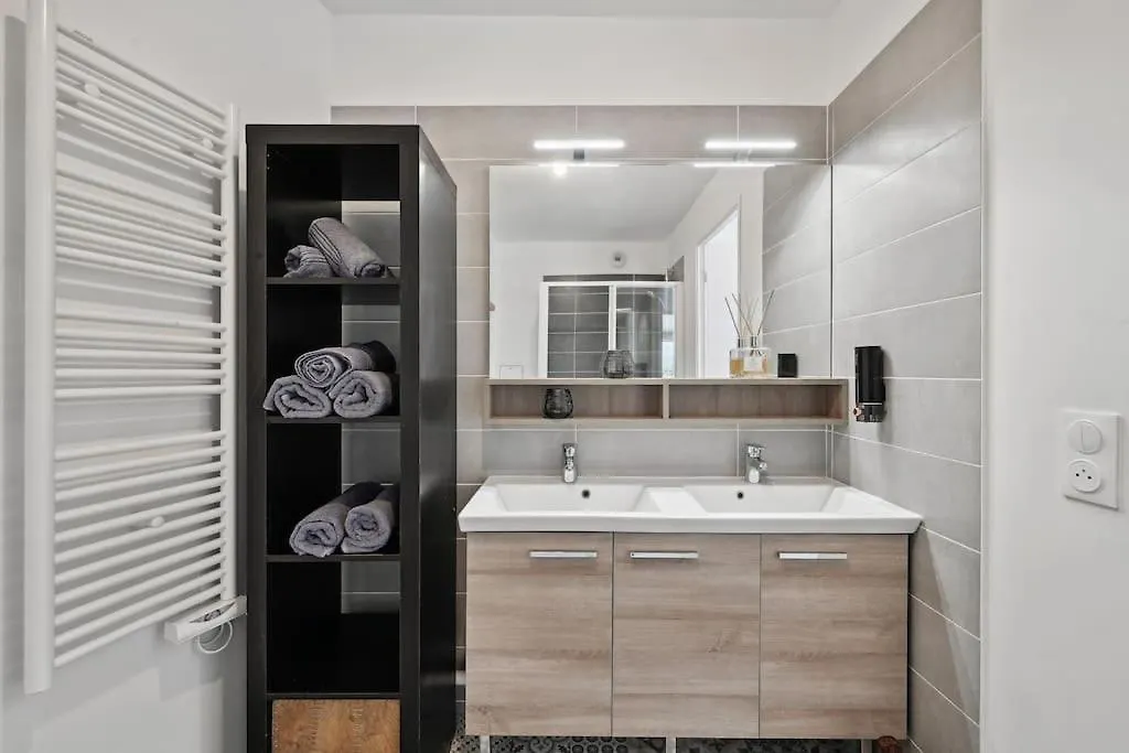 Charming 3 Bedrooms - 10 Min Paris Expo - Metro 4 & Rer B Bagneux  0*, Bagneux (Hauts-de-Seine)